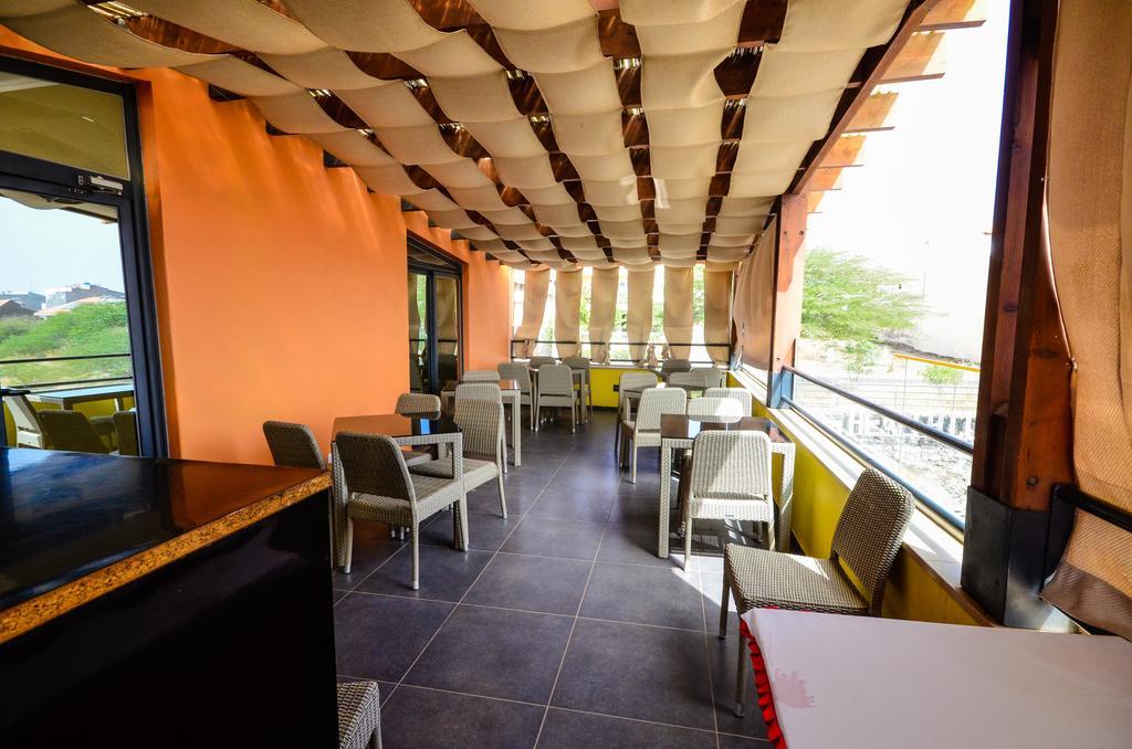 Vivi Hotel ปรายา ภายนอก รูปภาพ